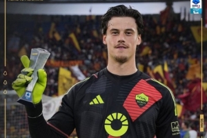 Kaiyun Sports-开云体育-斯维拉尔：罗马会努力赢得最后3轮联赛 对小基恩的那次扑救最难