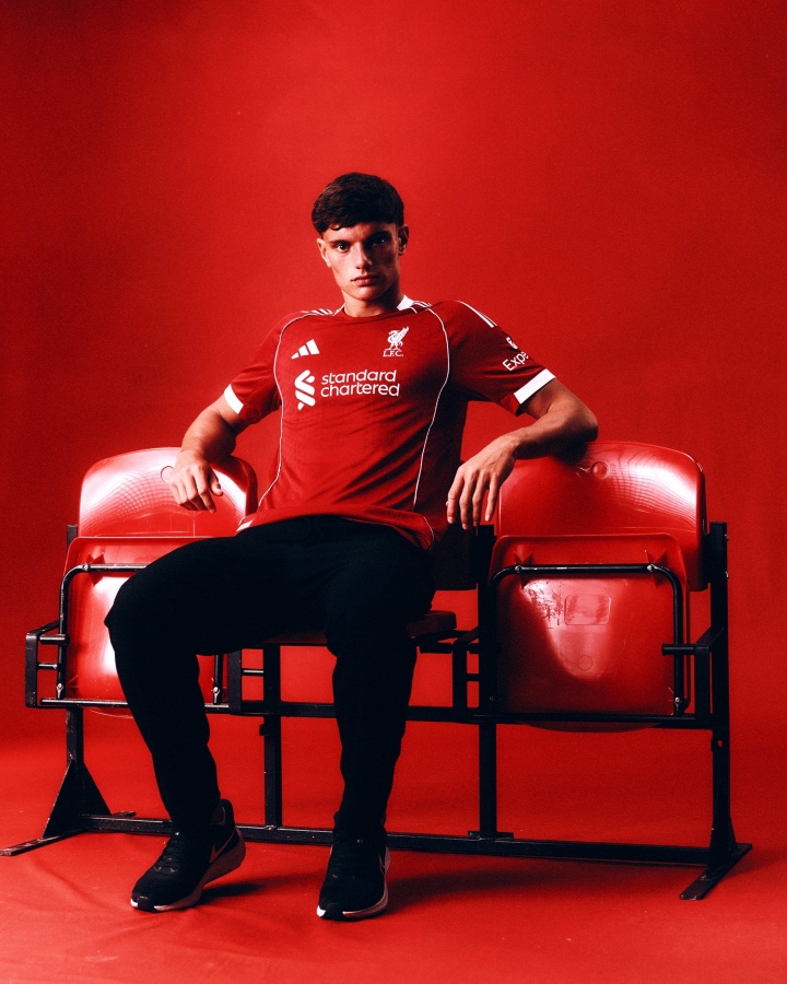 领跑全欧🤯利物浦官宣第7签莱奥尼，今夏投入已超3.3亿欧